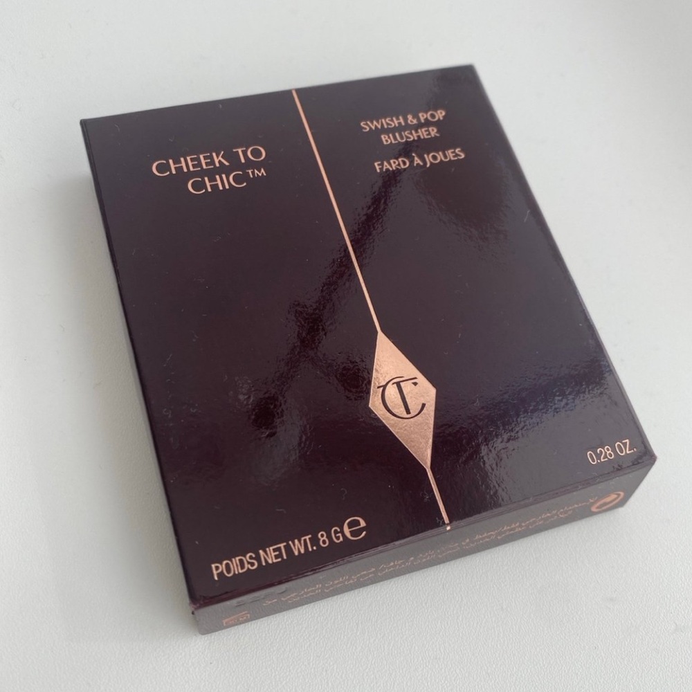 Charlotte Tilbury Cheek to Chic Blush